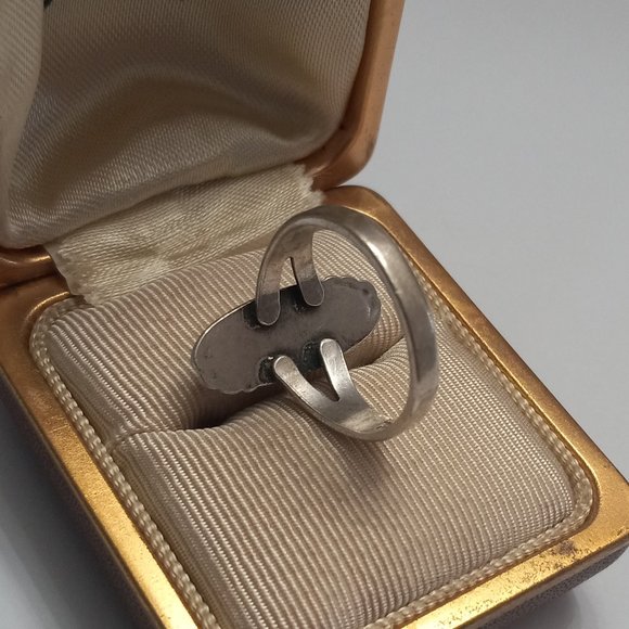 Vintage Bell Trading Post Sterling Silver and Turquoise Ring - Picture 4 of 8